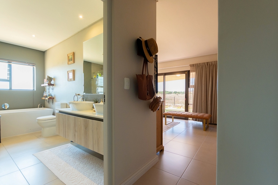 3 Bedroom Property for Sale in Langebaan Country Estate Western Cape